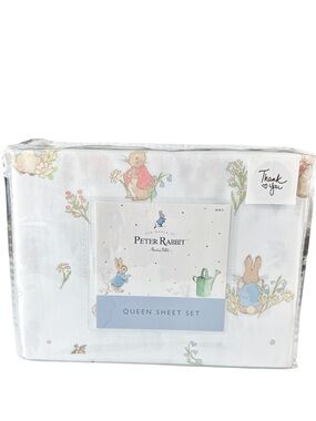 NEW  Beatrix Potter THE WORLD OF PETER RABBIT QUEEN SHEET Set/4